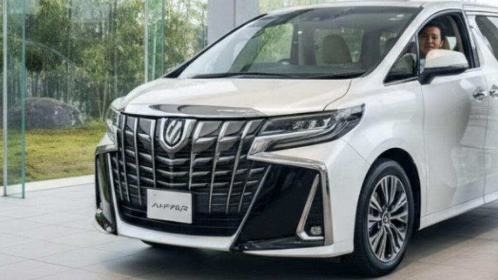 アルファードがダサい評価を覆す資産価値と実力